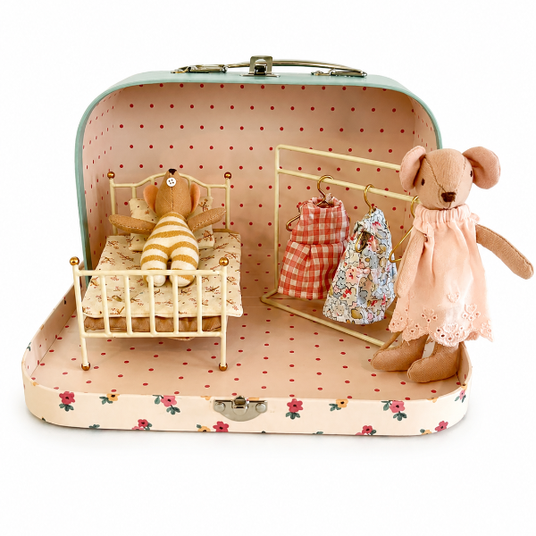 Set de dormitorio de ratoncitos en maleta de tela, juego simbólico para niños