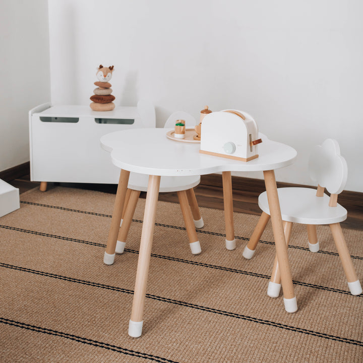 MESA & SILLAS NUBE Y CONEJO